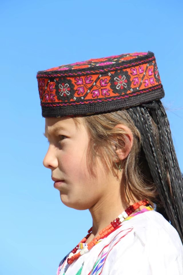 探秘帕米尔高原塔吉克族,帕米尔高原上的塔吉克族族人