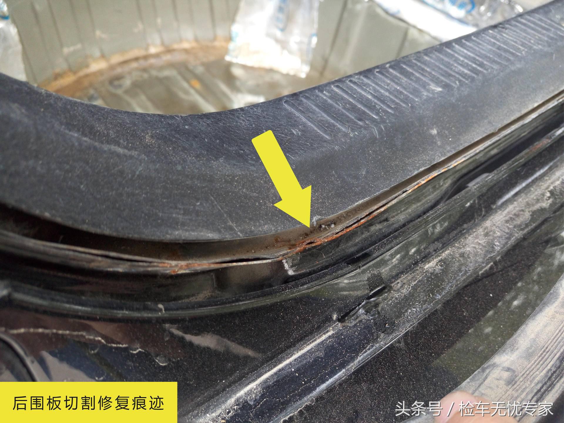 8万买辆10年的丰田锐志，捡漏还是入坑？打开车门朋友愣了