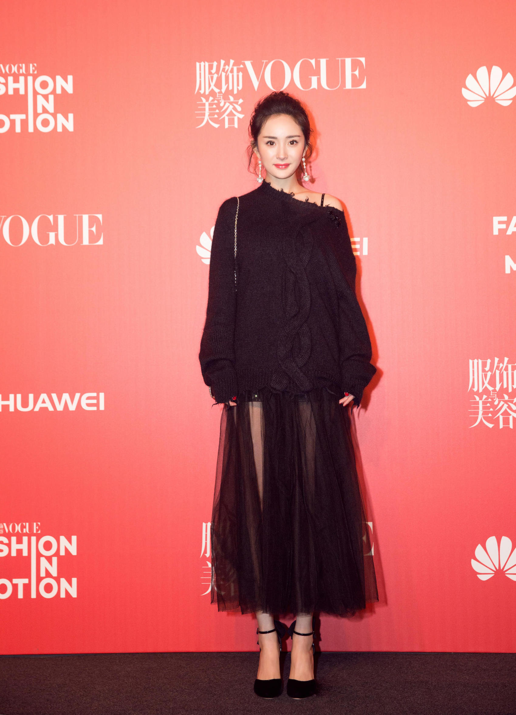 2018年不用大毛衣+仙女裙，你还敢说自己时髦？