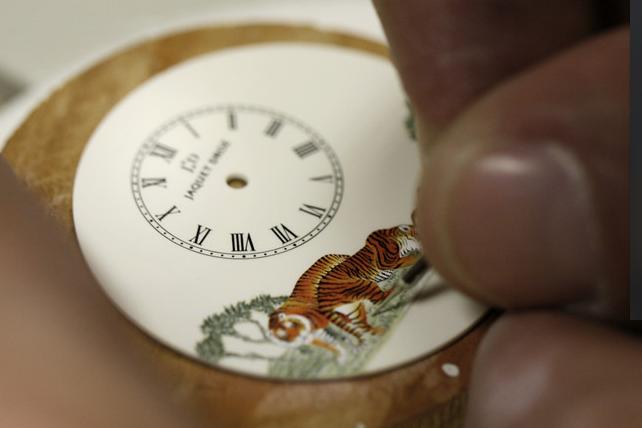 手表的珐琅是什么样的图片,手表的珐琅工艺流程是什么