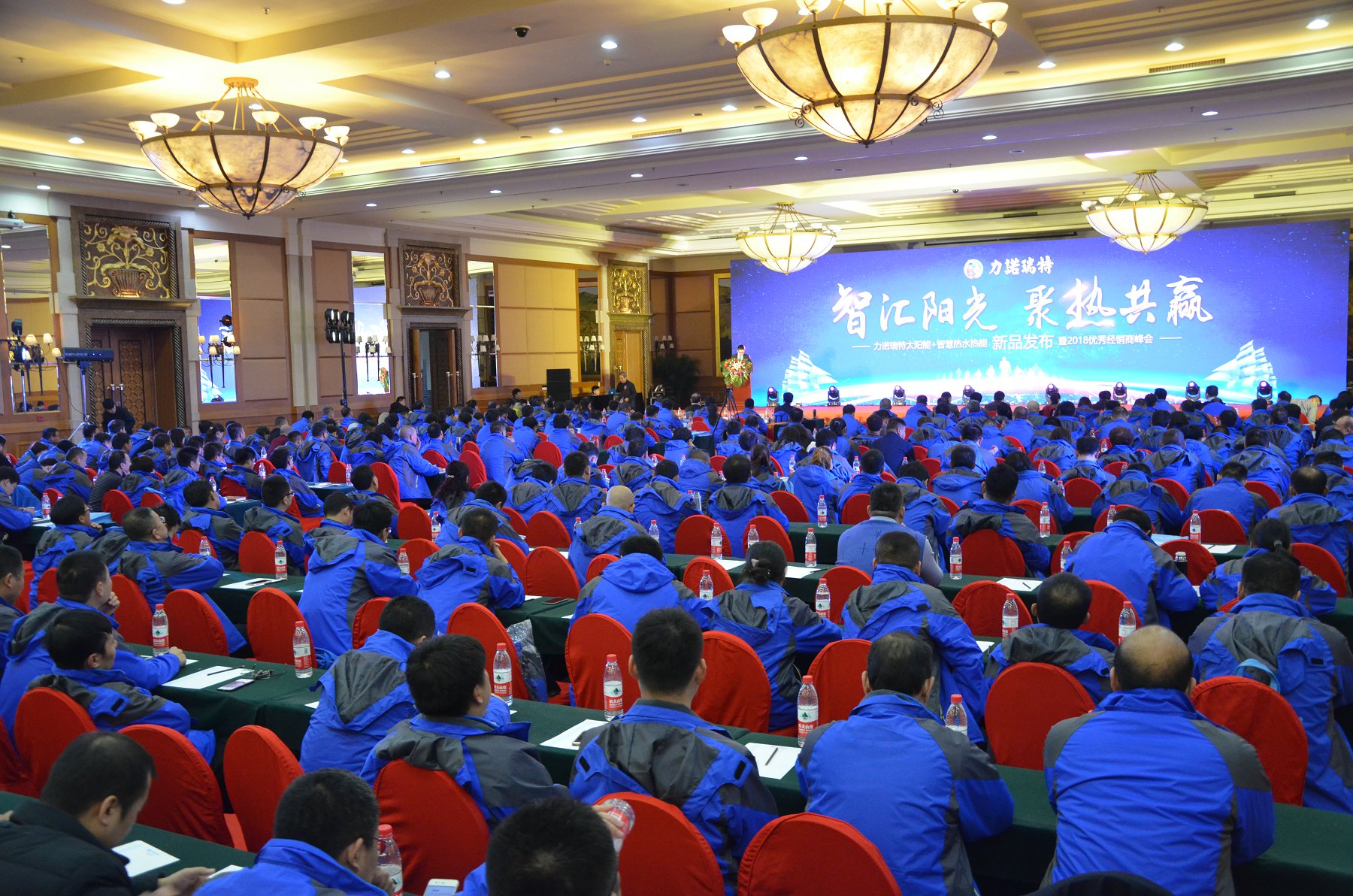 力诺瑞特太阳能热水器工程,力诺瑞特太阳能采暖系统