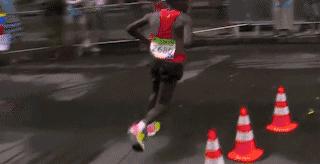 跑步快慢和鞋子有关系吗,跑步减脂速度快慢影响大么