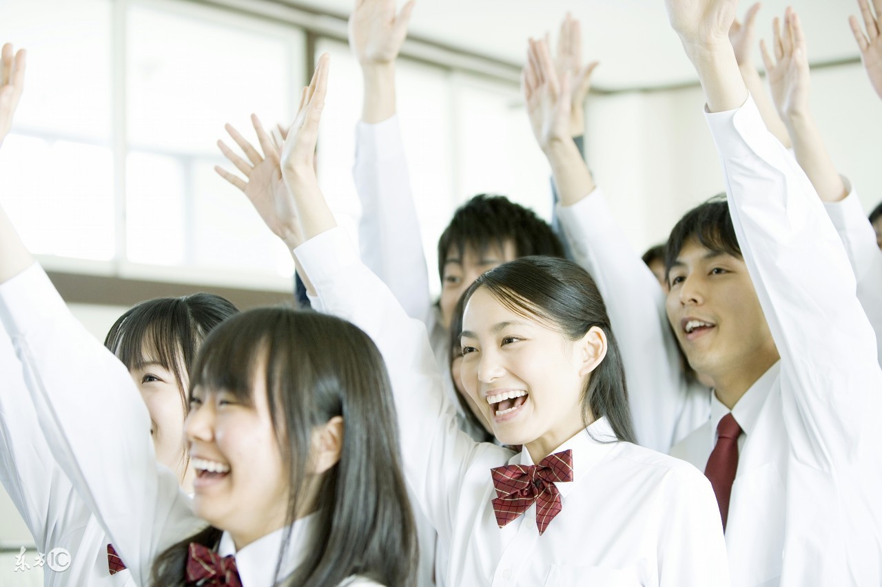 教大家精准引流技巧,是教你如何让对产品有兴趣有需求人主动加你