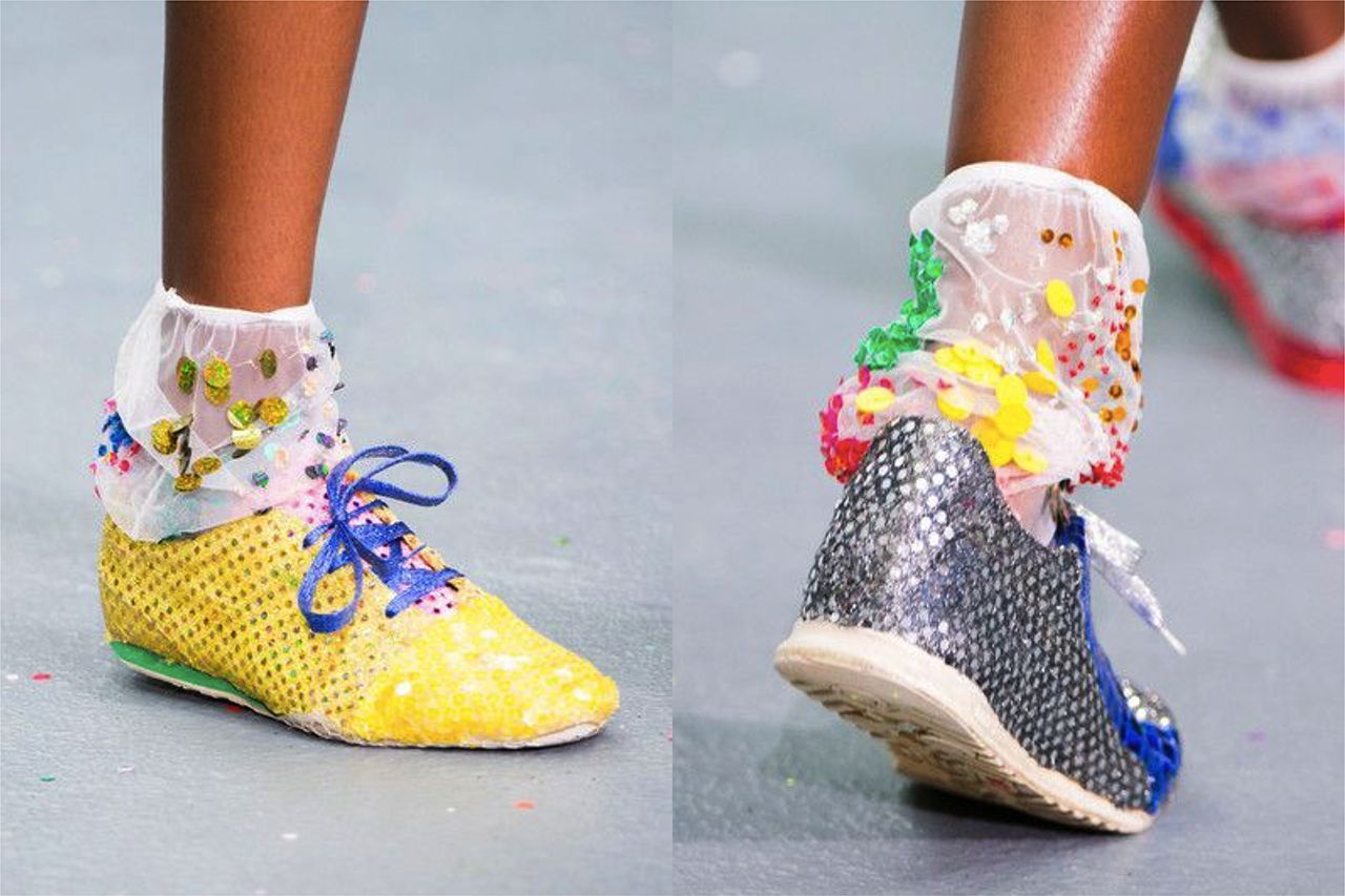 小熊袜怎么搭配好看,袜子小腿袜如何搭配好看