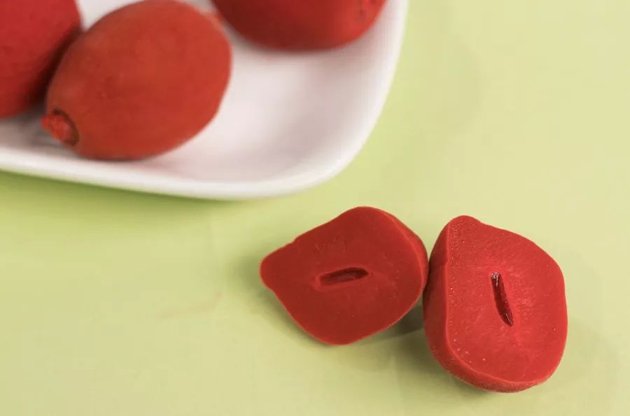 东南亚最好吃的虾片牌子,新加坡餐厅里的虾片