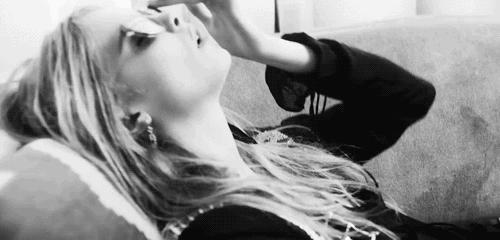 羽绒服脏了如何清洗用什么洗,羽绒服脏了怎么样洗才可以干净