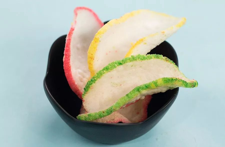 东南亚最好吃的虾片牌子,新加坡餐厅里的虾片