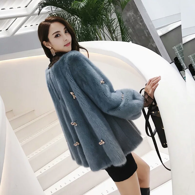 貂皮大衣怎么清洗,用雪清洗貂皮大衣可以吗