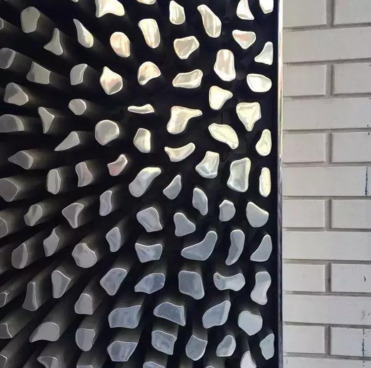 井盖虽然天天见,但不是所有人都能发现它的美