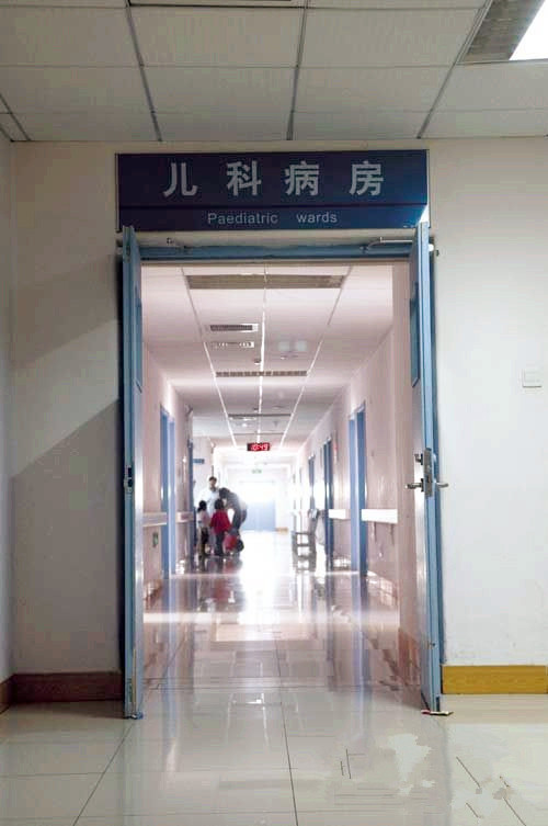 宝宝四个月妈妈感冒了怎么办,四个月宝宝感冒咳嗽要去医院吗