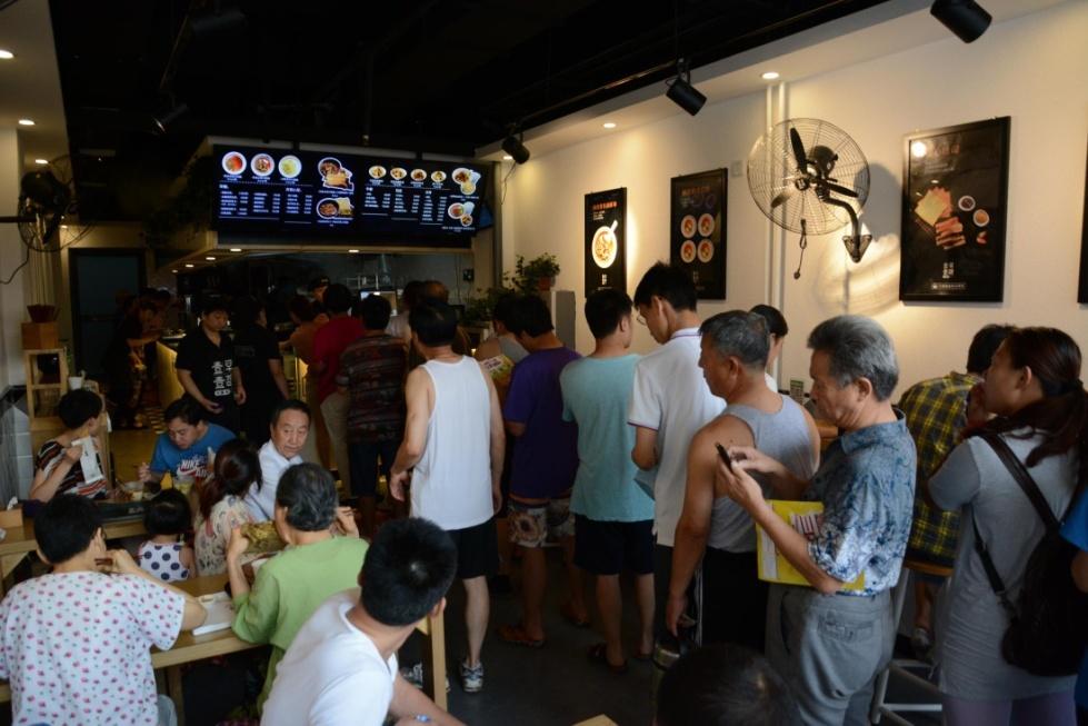 想自己创业开个早餐店好吗,小本创业开早餐店需要什么条件