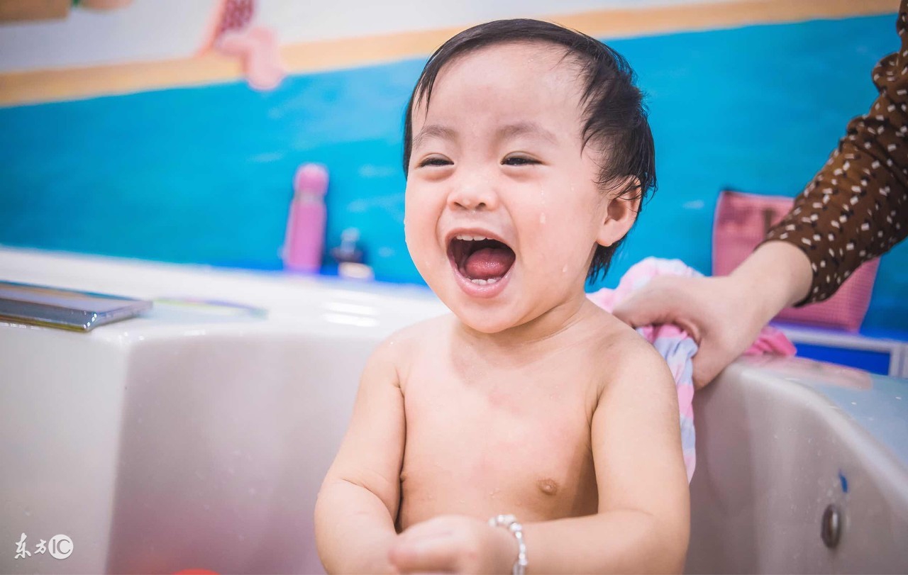 婴儿游泳馆加盟费用一般是多少钱,怎么样才能开一家婴儿游泳馆