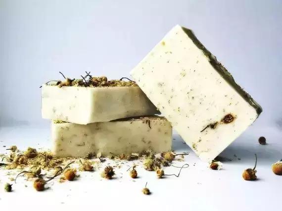 「良物志」让山羊奶皂拯救你的冬日肌肤