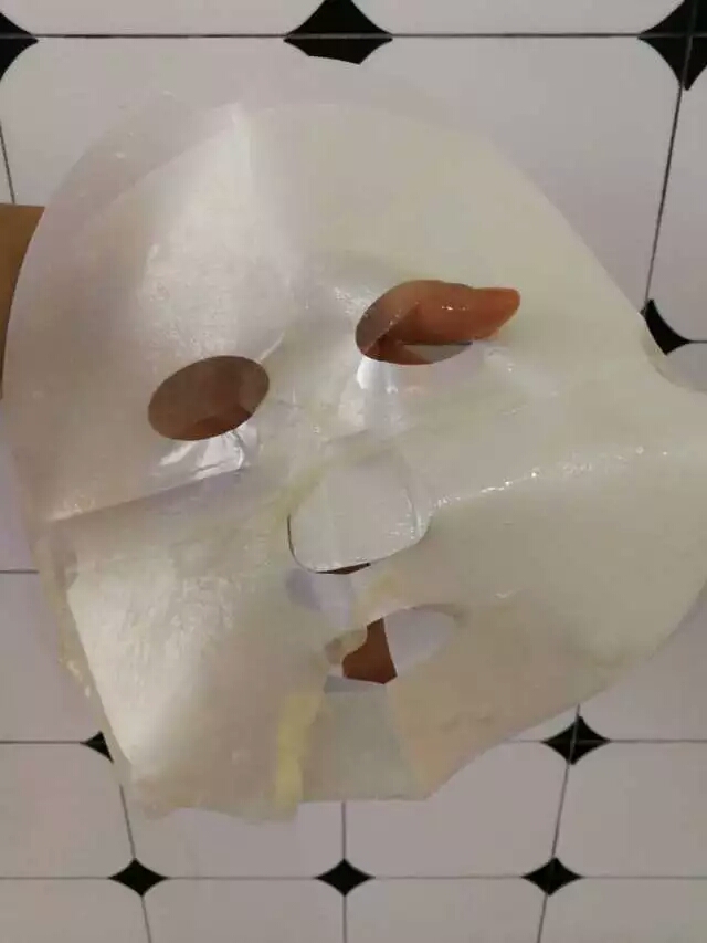 底妆起皮快速补救,皮肤不好干燥起皮卡粉怎么上底妆