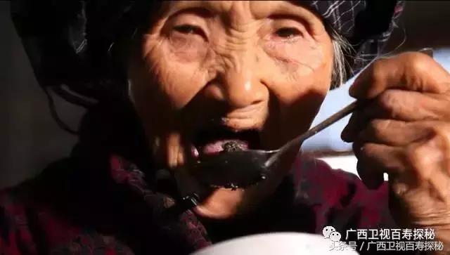 戴帽子导致的秃头会恢复吗,戴帽子秃头几率大