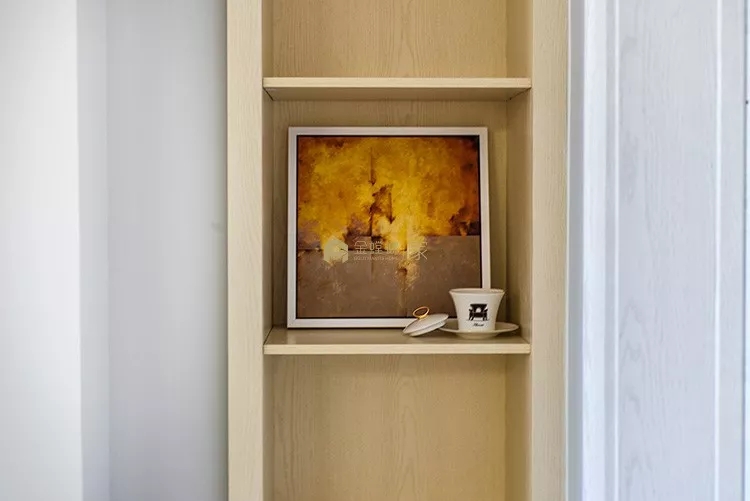 金色美缝剂提升颜值!146平欧式三居室,佛山蔚蓝湾畔业主很喜欢