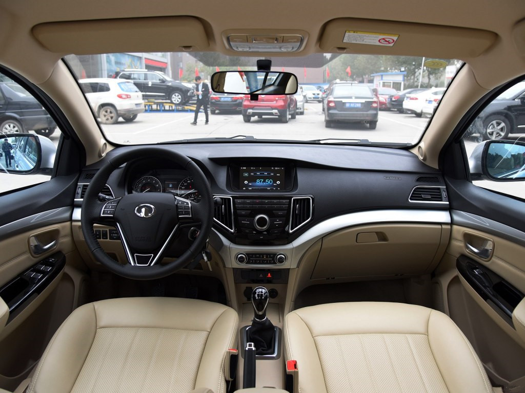 长城c302015款1.5手动舒适型,长城c302015款1.5自动舒适型