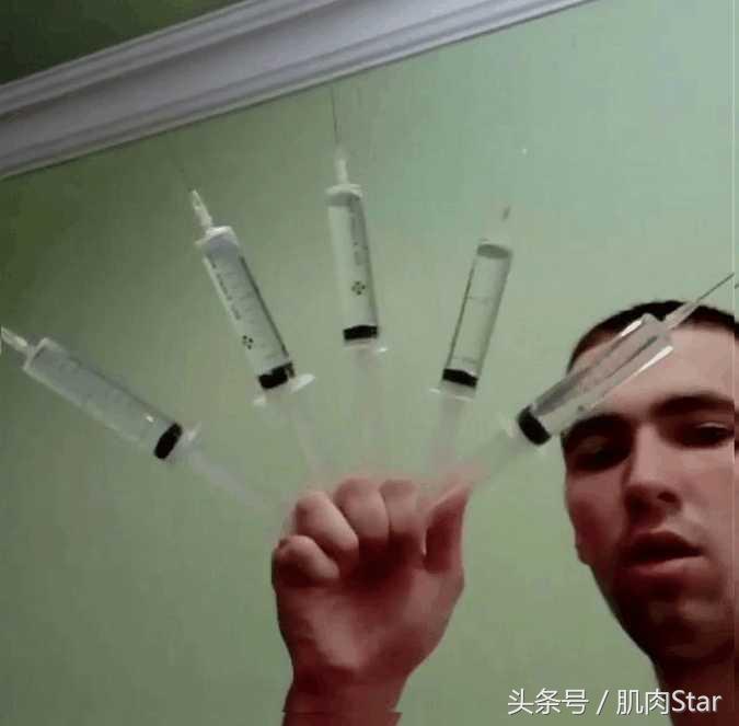 俄罗斯男子肌肉注射,25岁小伙健身3天被溶解