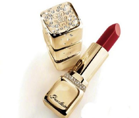 用世界上最贵的化妆品化妆,世界上最贵的指甲油