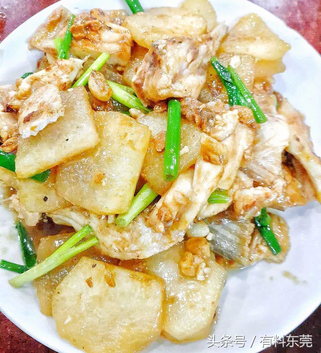 东莞某高校门口有间大排档，让你心甘情愿吃到怀孕！