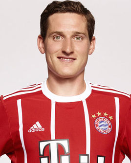 德国拜仁慕尼黑球队,德甲班霸拜仁慕尼黑