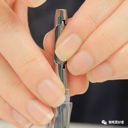 钢笔上墨盘点,盘点钢笔不同的吸墨方式