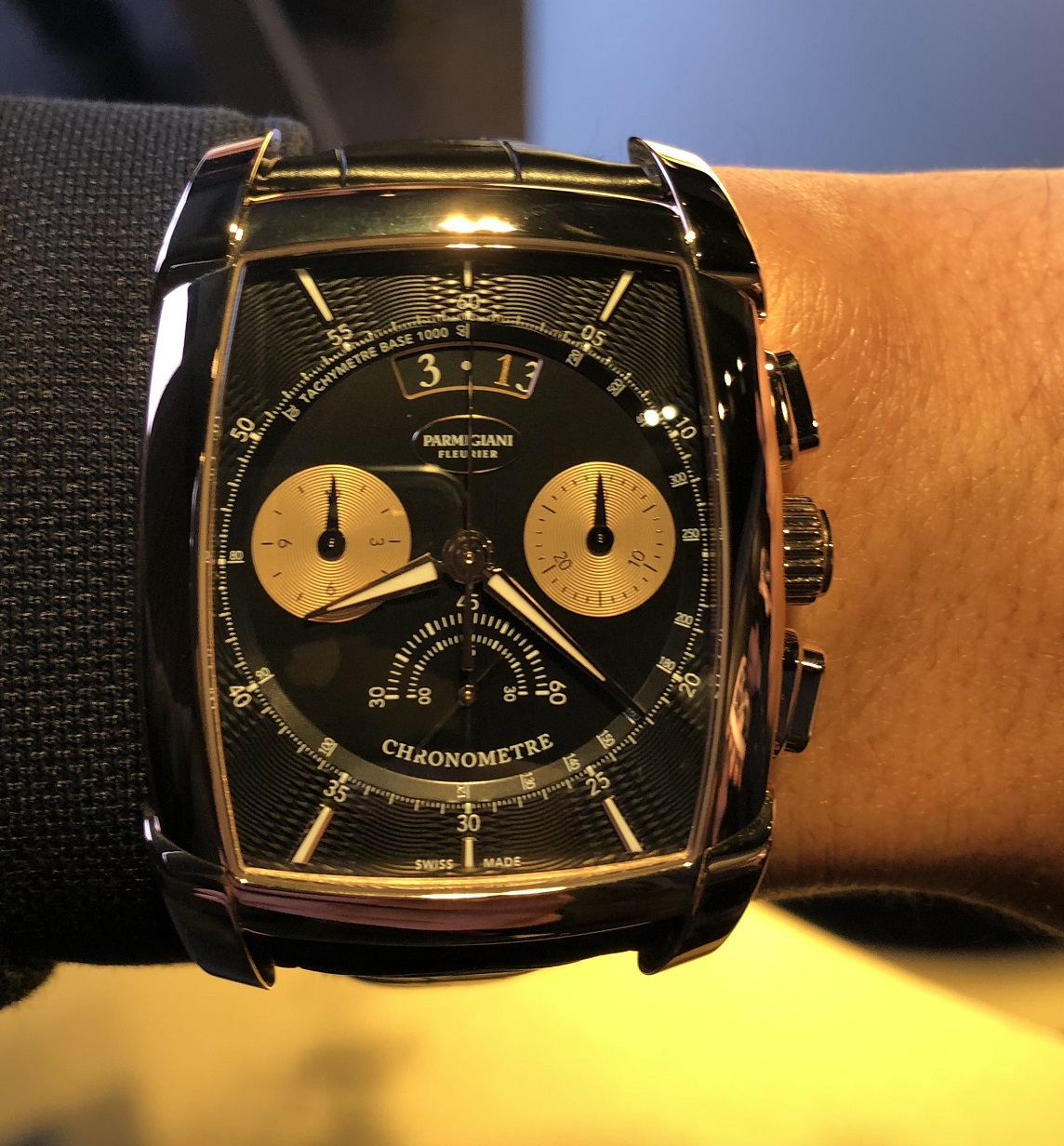 六十万的雅典手表,56万陀飞轮