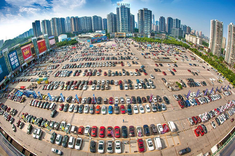 原来广场上做专业展也会做得这样有声有色，一点不比展馆差哟！