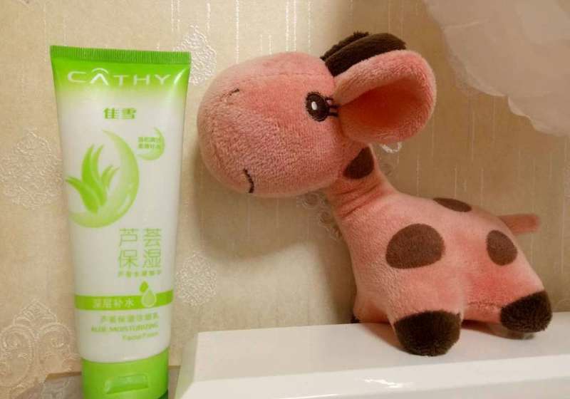 十款最好用的洗面奶排行榜图片,10大平价好用的洗面奶