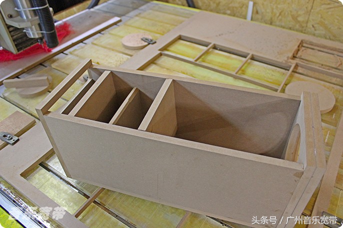 奥德赛混动音响箱体,本田奥德赛改装哈曼卡顿8寸喇叭