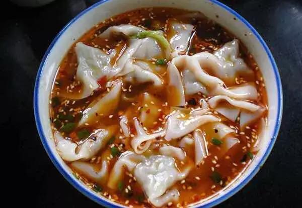 重庆旅游推荐四天三夜解放碑,重庆旅游攻略必去景点重庆解放碑