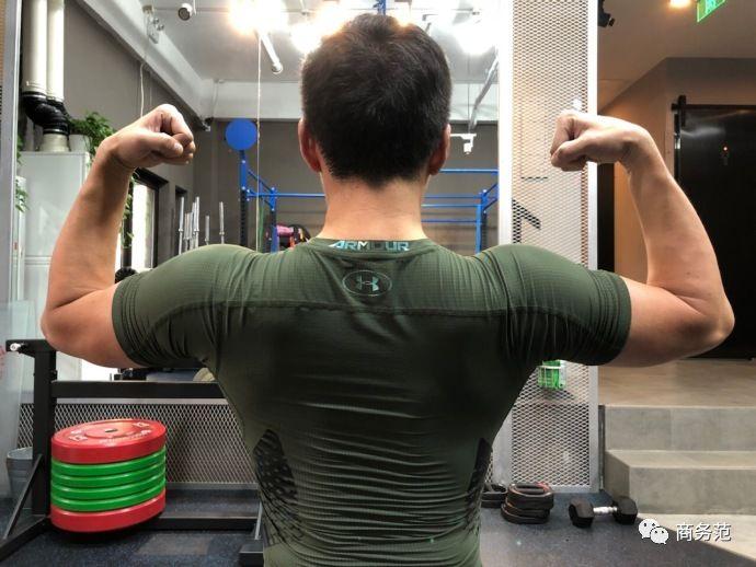 赵胤胤自身就有音乐天赋,赵胤胤谈钢琴家转行