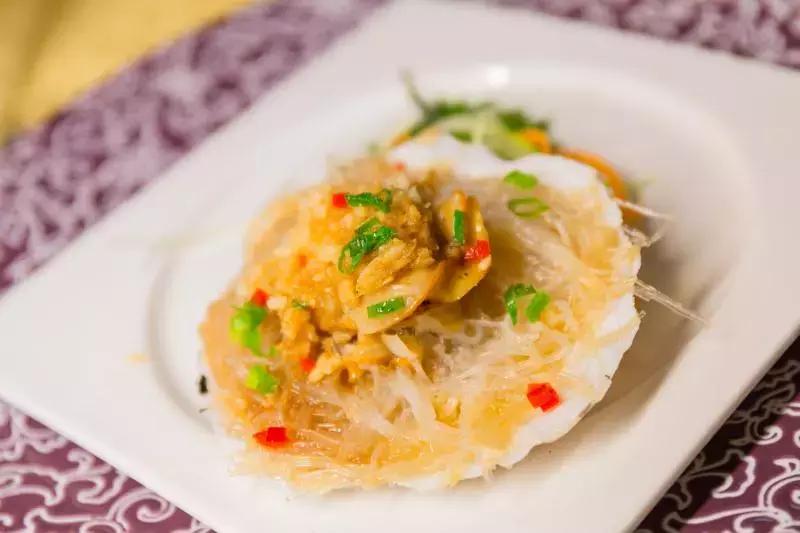 四星级酒店五个人吃年夜饭多少钱,酒店年夜饭套餐