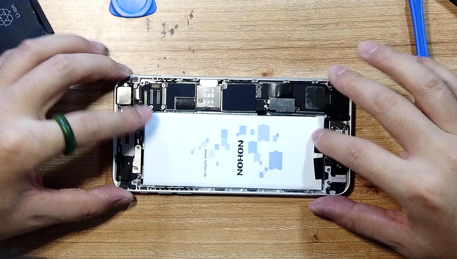 iphone6的电池怎么换,新手可以自己更换手机电池