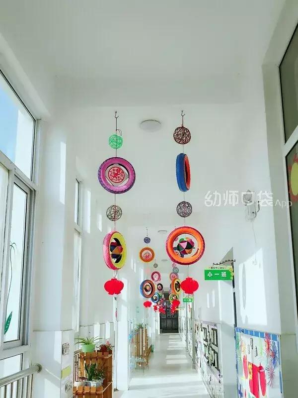 废旧材料创意吊饰,虎年新年环创废旧材料吊饰幼儿园