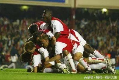 爱踢足球的少年,天才足球少年踢球后续怎么样了