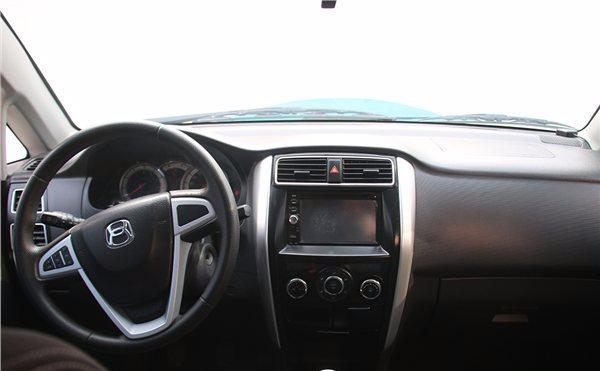 铃木利亚纳13款二手值多少钱,14款二手车昌河铃木利亚纳多少钱