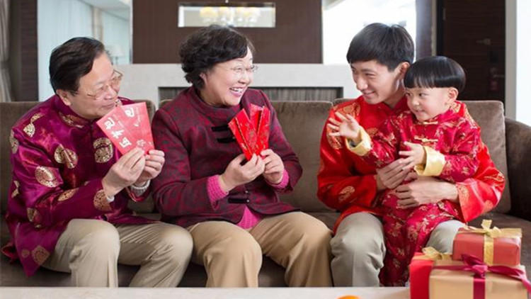 90公分的宝宝穿唐装,宝宝穿唐装配什么鞋子