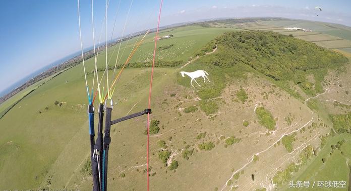 涨姿势坐飞机选几号座,涨姿势标准动作