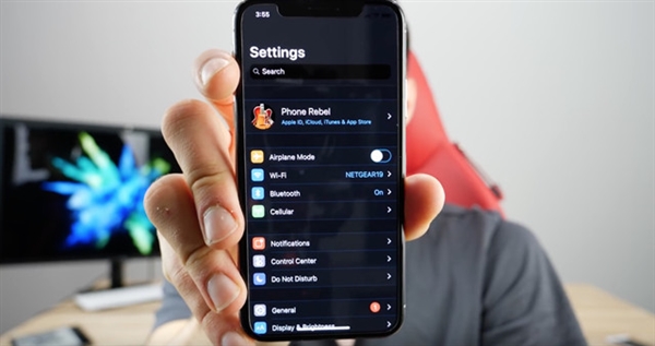 iphone电池寿命低变卡顿,iphone换电池可以解决卡顿吗