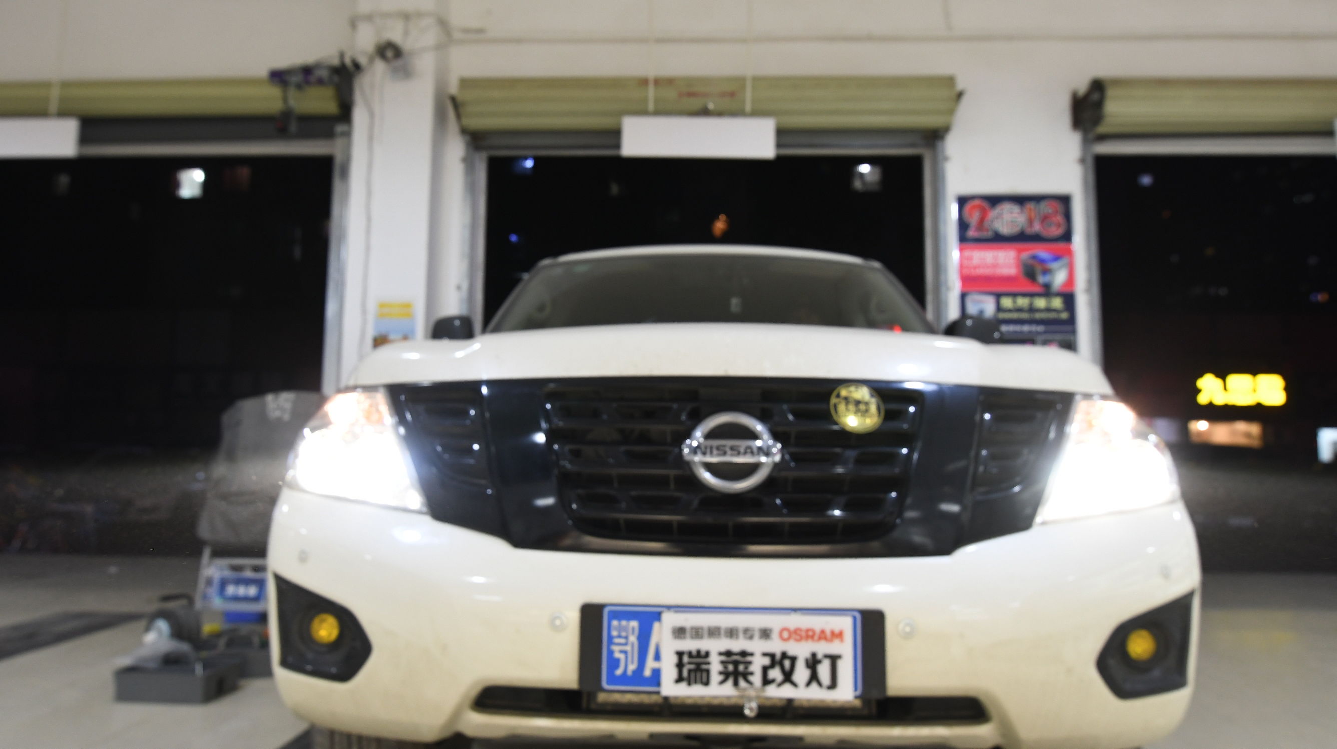 途乐y62改装激光大灯,日产途乐卤素灯
