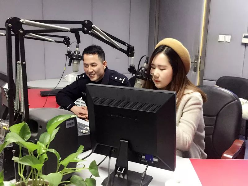 我是警察陈光荣,我是警察陈光荣纯音乐