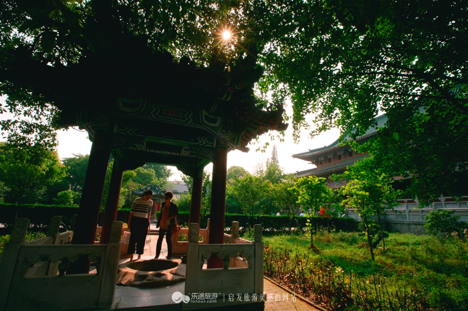 襄王府绿影壁攻略,襄王府绿影壁门票价格