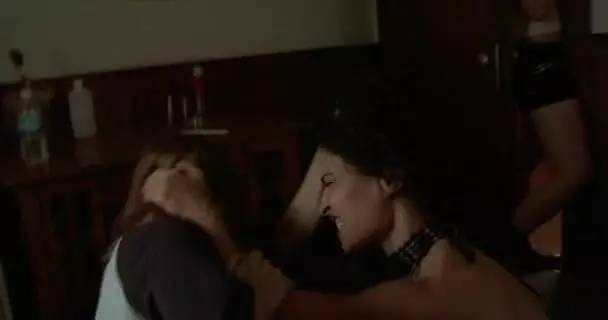 夭寿啊，章鱼上岸进化触手怪凌辱美少女啦！还好有dick警官~