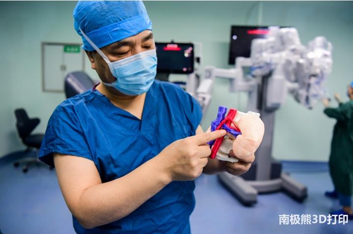 西安唐都医院，3D打印PEEK治愈胡桃夹综合征患者