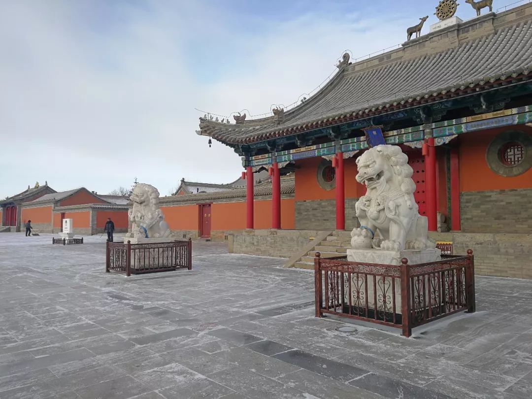 带你领略不一样的锡林浩特之美,锡林浩特的夜晚景色太美太漂亮