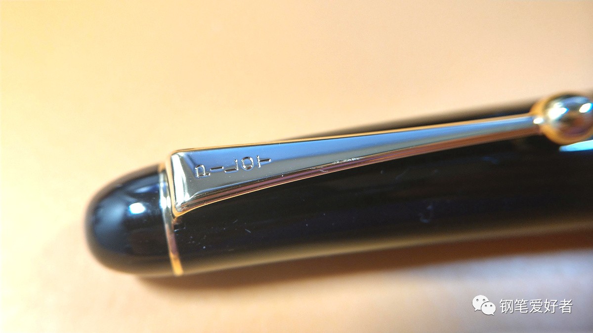 pilot百乐樱花枫叶14k金尖钢笔,百乐74与写乐14k测评