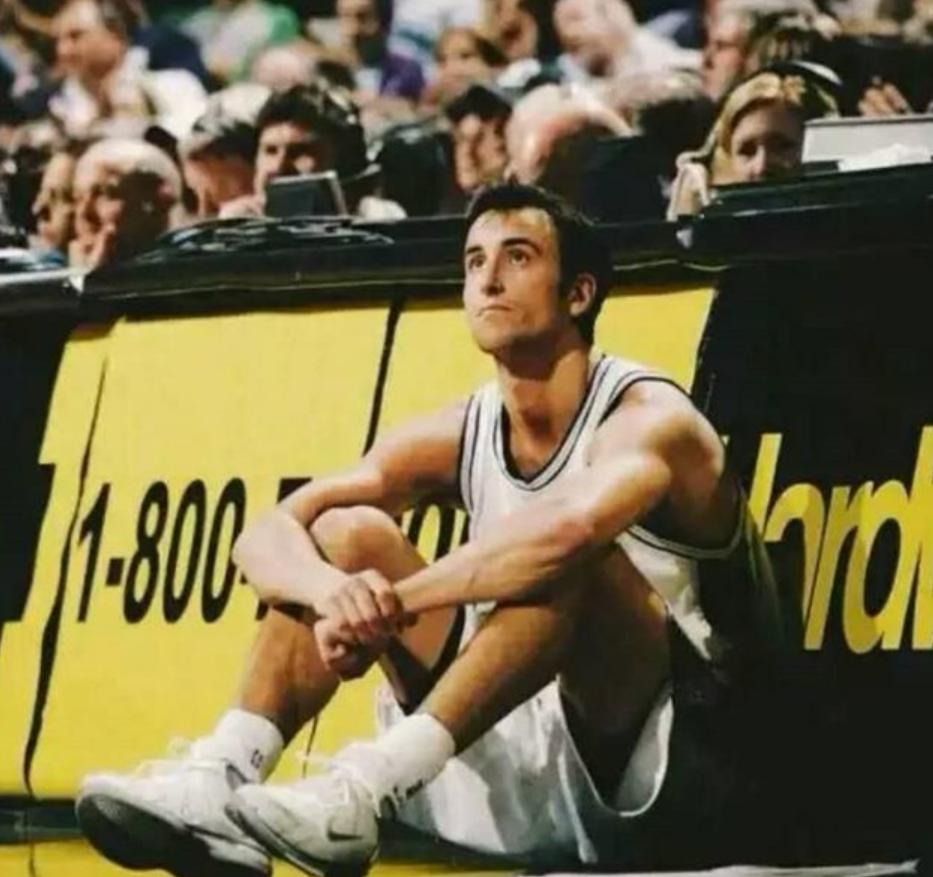 吉诺比利在马刺地位,马刺关键球吉诺比利