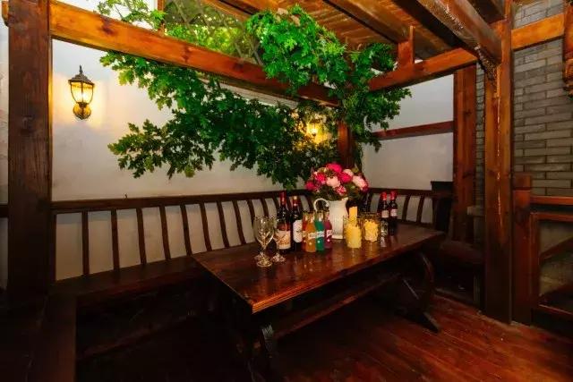 轰趴馆聚会攻略,20人轰趴聚会吃喝玩攻略