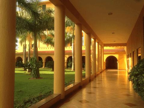 比阿里巴巴园区还要炫的Infosys班加罗尔园区，带你了解印度的IBM